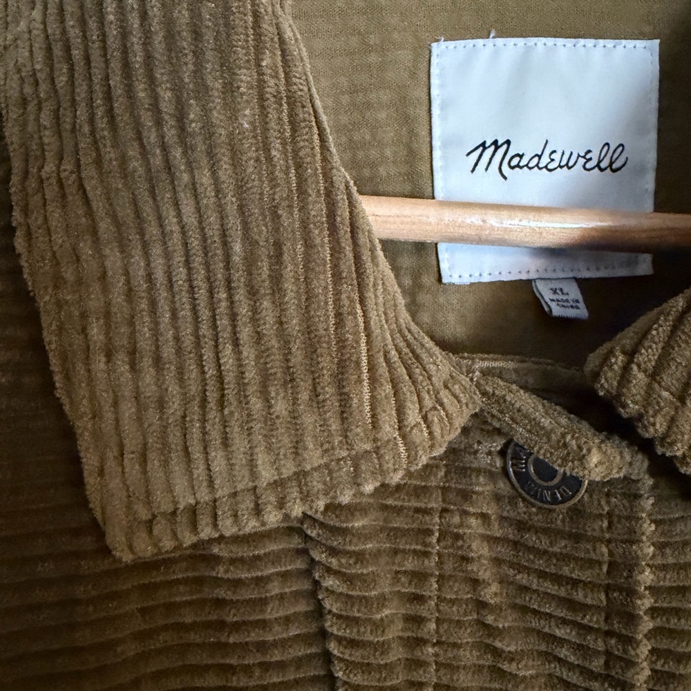 Madewell Corduroy Button-Up Jacket in Olive Green - Picture 2 of 4